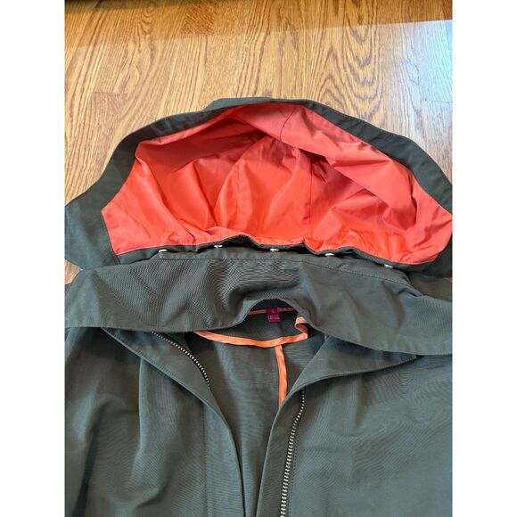Spring Jacket with Removable Hood - Picture 6 of 6